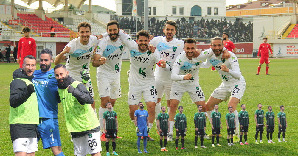 Siz bari bir şeyler yapın!