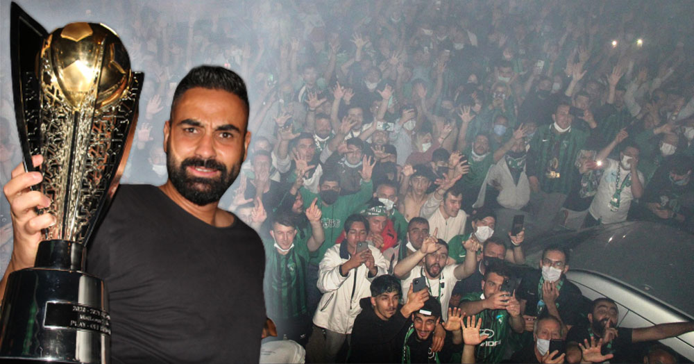 Otobüsten şehre selam verdiler!