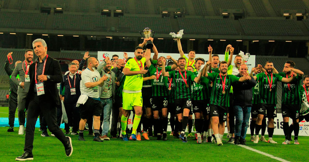 Ali Düşmez kupayı vermek istedi, ama?