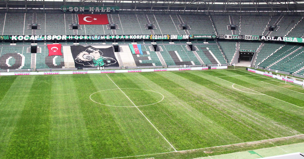 Süper ve 1. Lig takımları çim saha sorumlusu atayacak