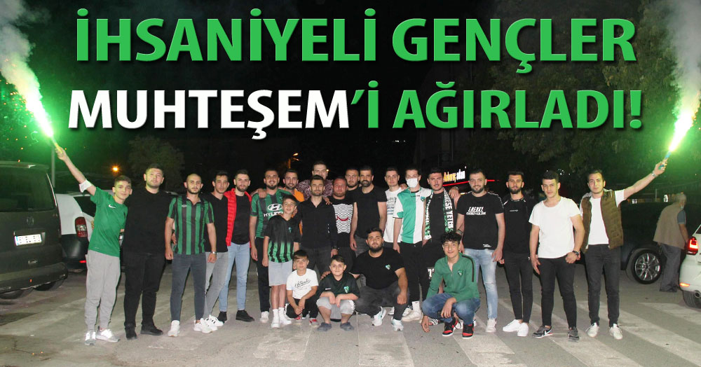 Burak Süleyman’a İhsaniyelilerden MUHTEŞEM karşılama!