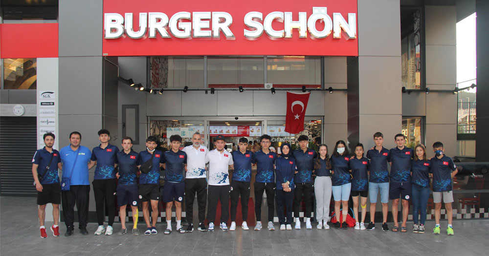 Pestilleri çıktı… Ödülleri Burger Schön oldu!