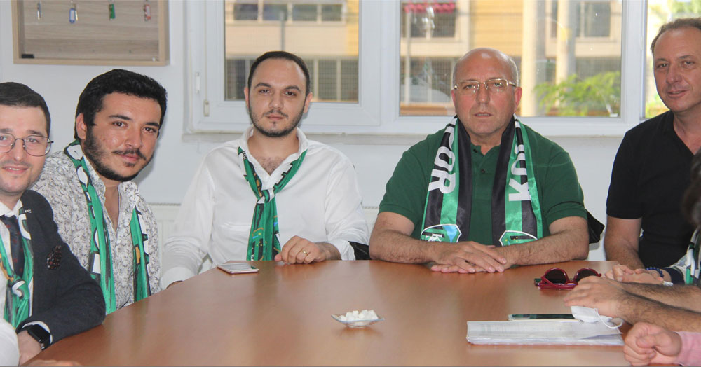 İZGİAD’dan toplu üyelik!