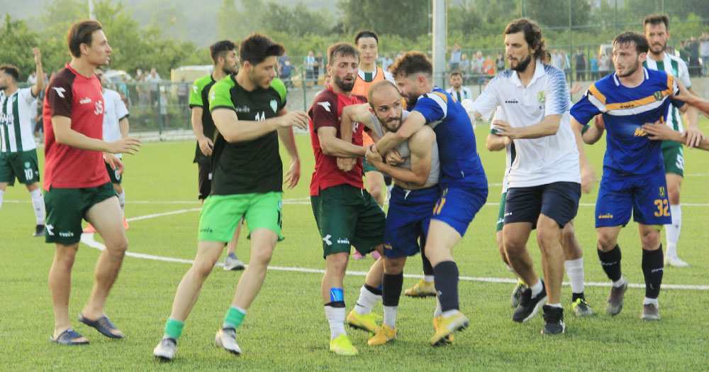 Karamürsel’in 3. Lig hevesi yine kursağında kaldı! “3-1”