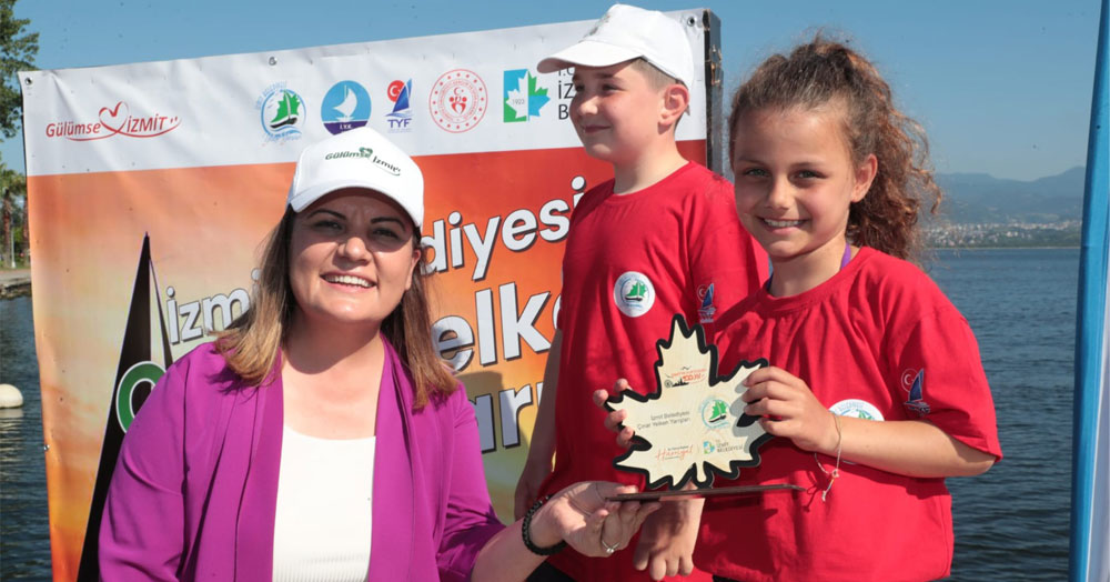 Yelkenler İZMİT için açıldı!