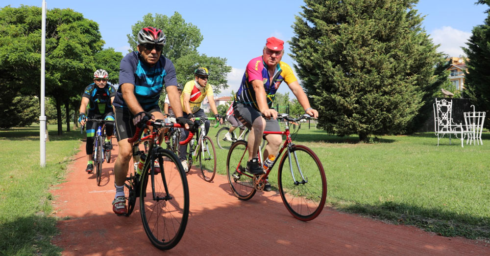 Sağlık için pedallara bastılar