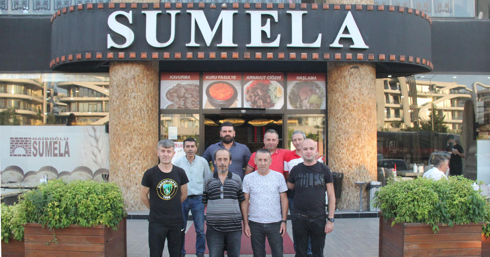 Usta bilardocular kupalarını Sümela’da aldı