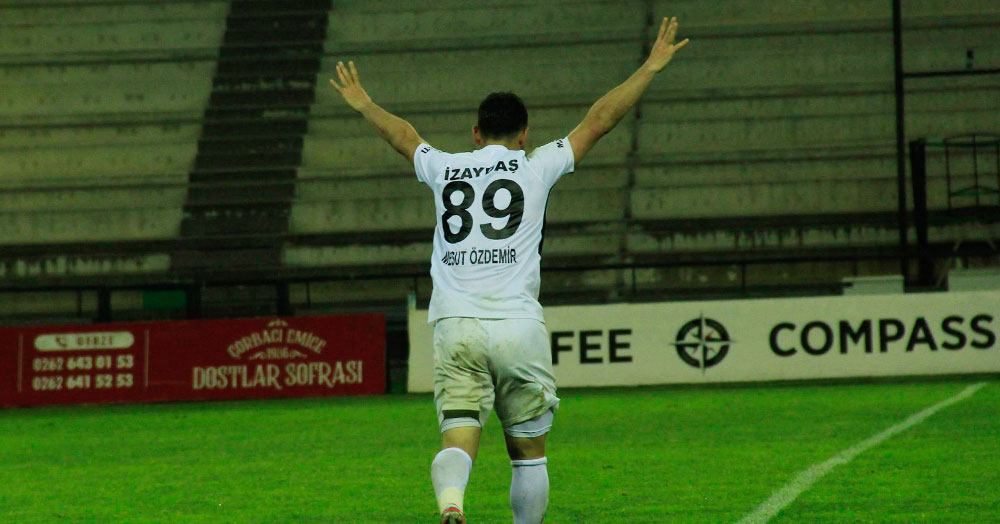 Mesut açıklaması yapıldı: Başka bir kulüple anlaşması için izin verdik