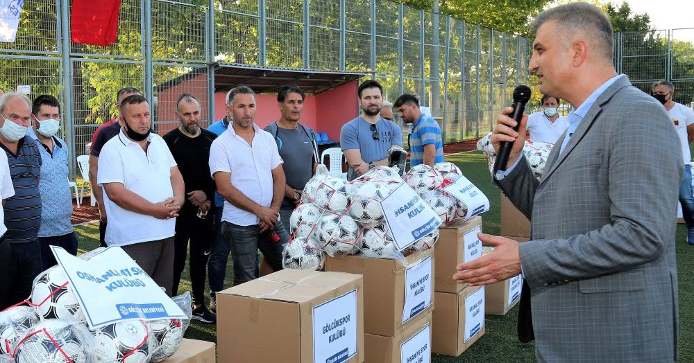 Gölcüklü kulüplerin yüzü güldü