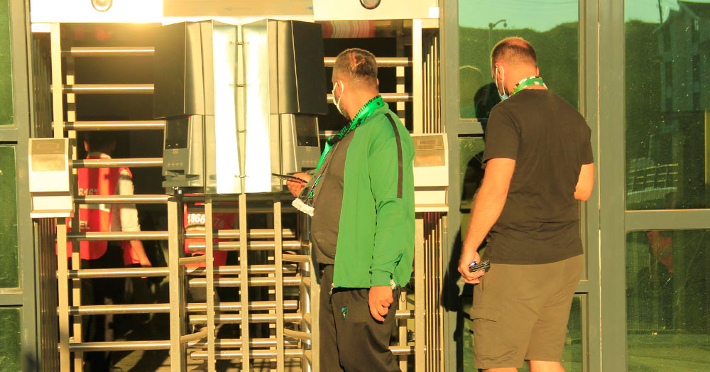 Turnikelerde yazılım sorunu yaşandı