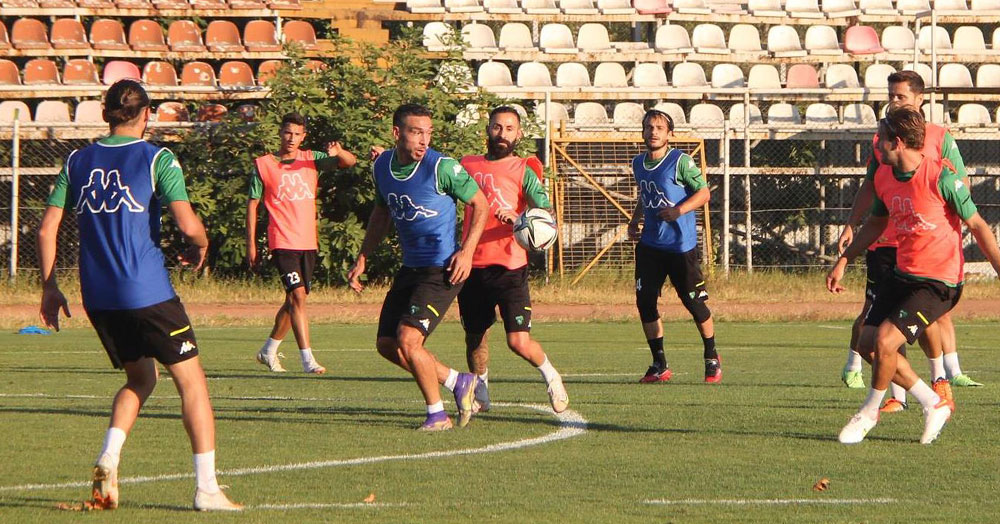 Mevlüt Erdinç ilk antrenmanına çıktı