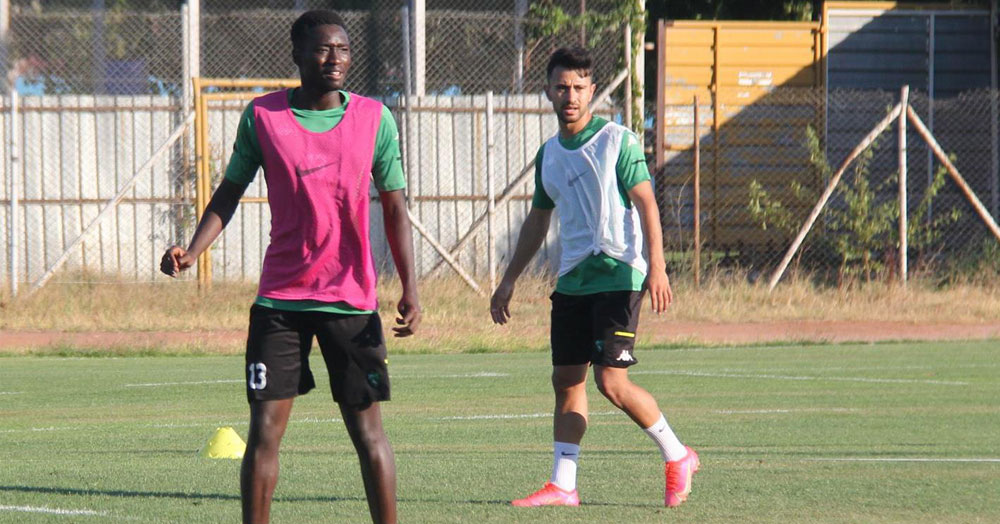 Senegalli Diop’u deniyoruz