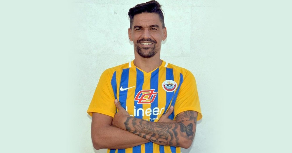 Gölcük’e beklerken, Siirt’e imza attı!