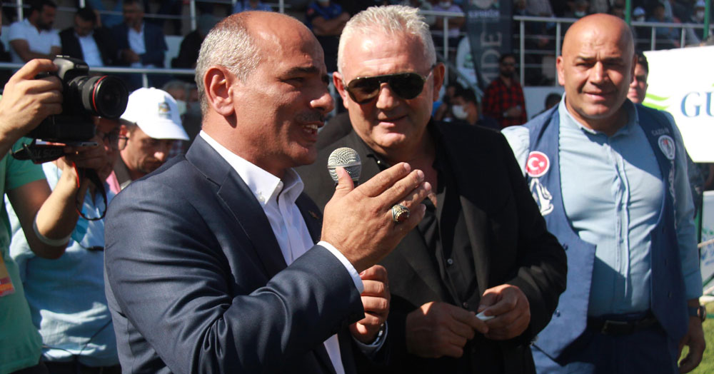 Şener Söğüt: Emeği geçenlere şükranlarımı sunuyorum