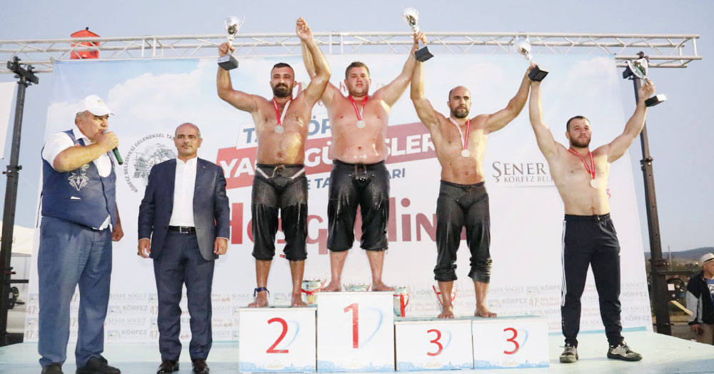 Körfez’de İzmitli pehlivanların günü 