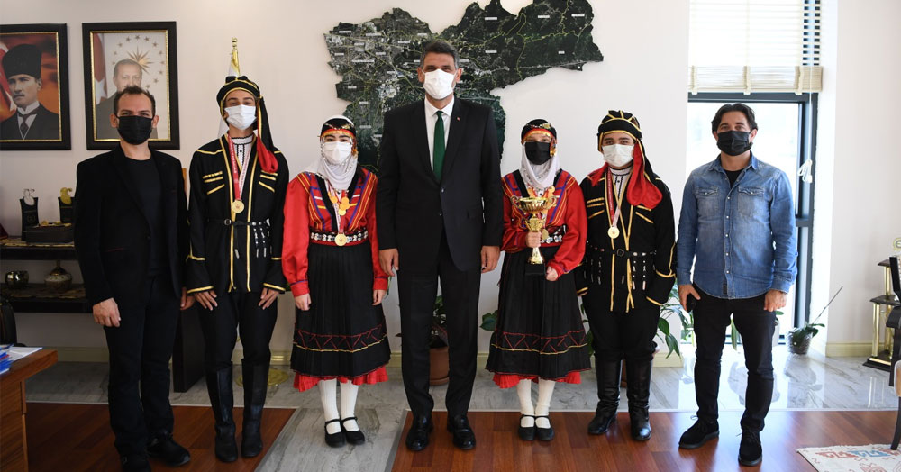 Kartepe Belediyesi Halk Dansları Grubu Kocaeli şampiyonu