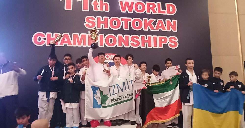 İzmit Belediyespor Karate Takımı’ndan çok büyük başarı