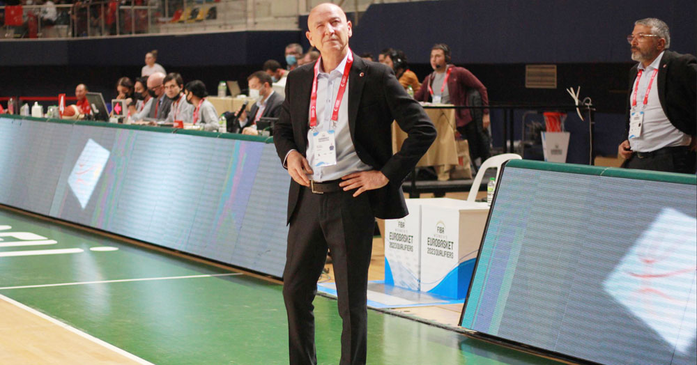 Yıldızoğlu’ndan İzmitli taraftarlar övgü dolu sözler