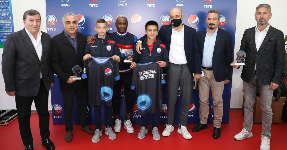 TSYD ve Pepsi genç sporcuları yıldızlarla buluşturuyor