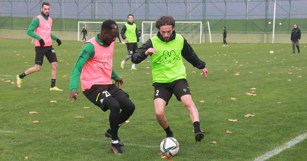 Kocaelispor, Menemen'i bekliyor!