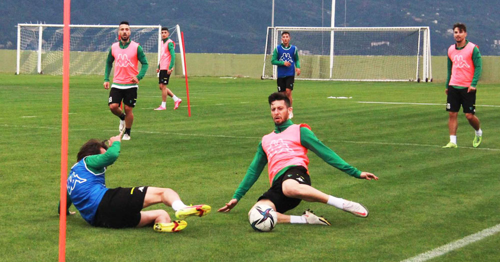 Keçiörengücü, Taha Batuhan ile ilgileniyor