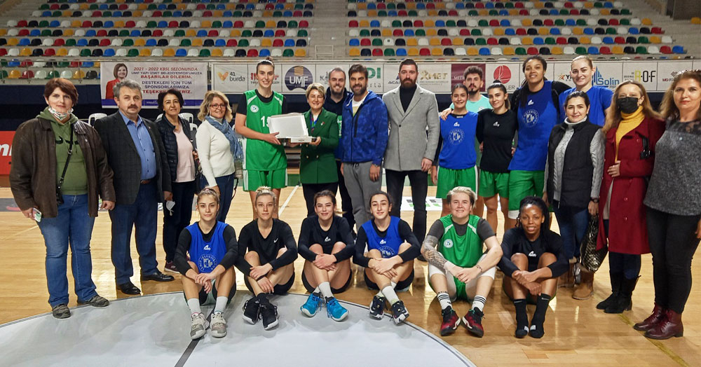 İYİ Parti perilere başarı diledi