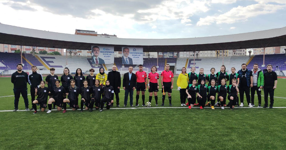 Liseli genç kızlar futbolda temsilcilerimiz belli oldu!