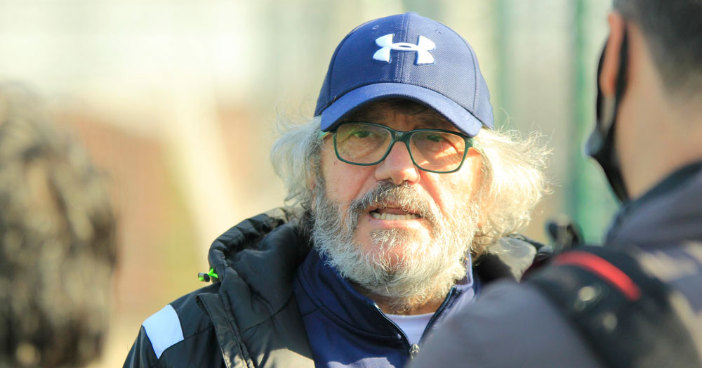 Akçay: Rakiple boğuşan bir takım oluşturmak istiyoruz