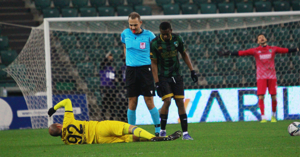 Cisse 2 maç ceza aldı!