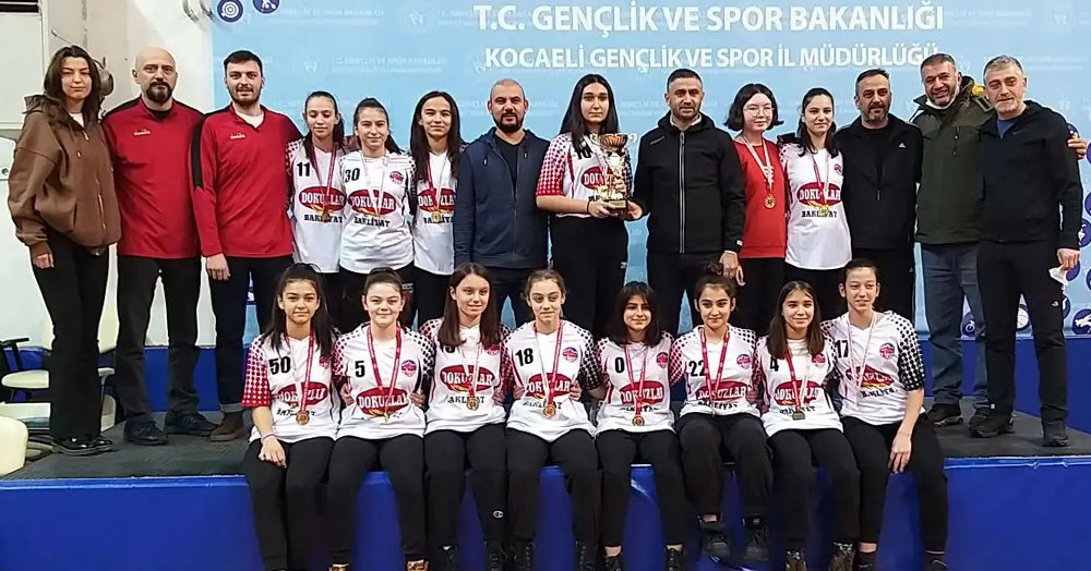 Kızlar basketbolda ZİRVE yaptılar!