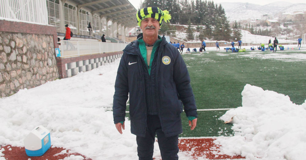 Amatör maçlarda yine rötar!