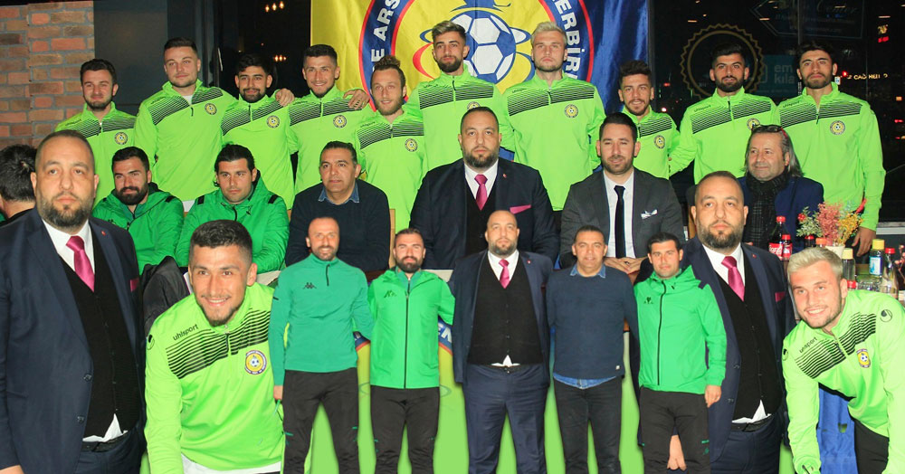  Arslanbey Gençlerbirliği yenilerine imzaları attırdı!