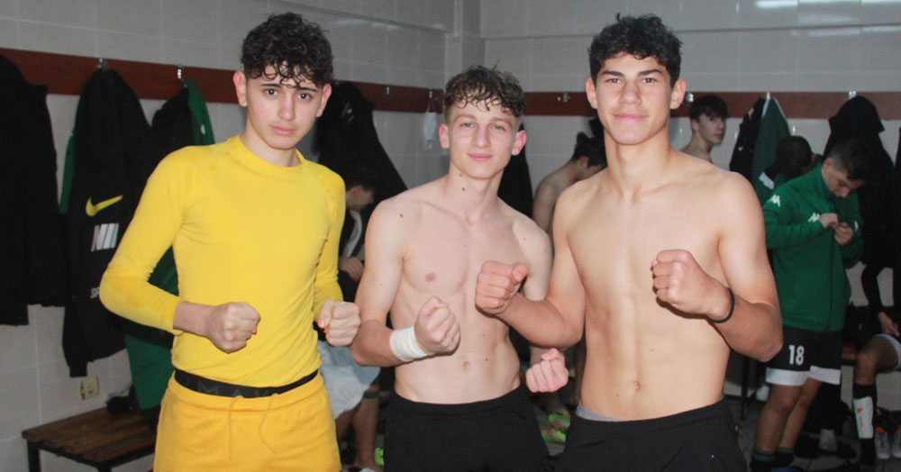 Bizim çocuklar Tuzla ile oynuyor