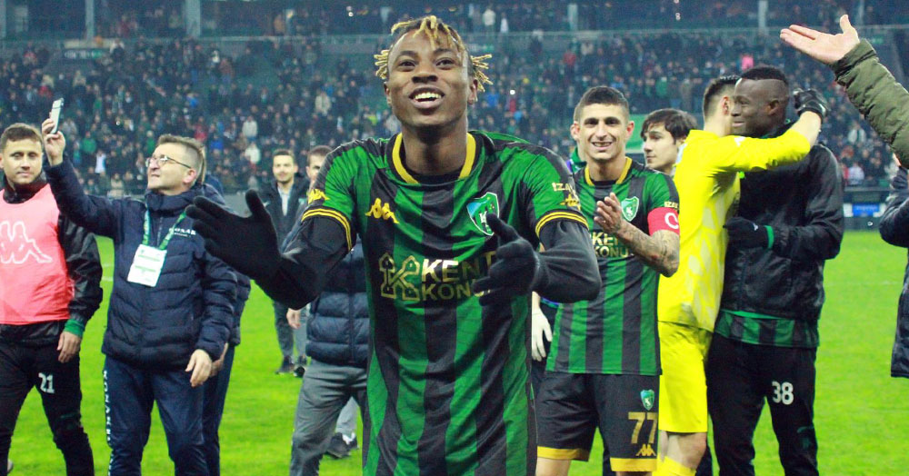 Rasheed şeytanın bacağını kırdı!