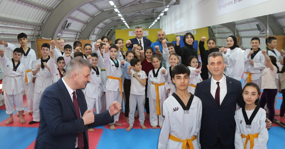 Gölcük’te sporun her tonu var!