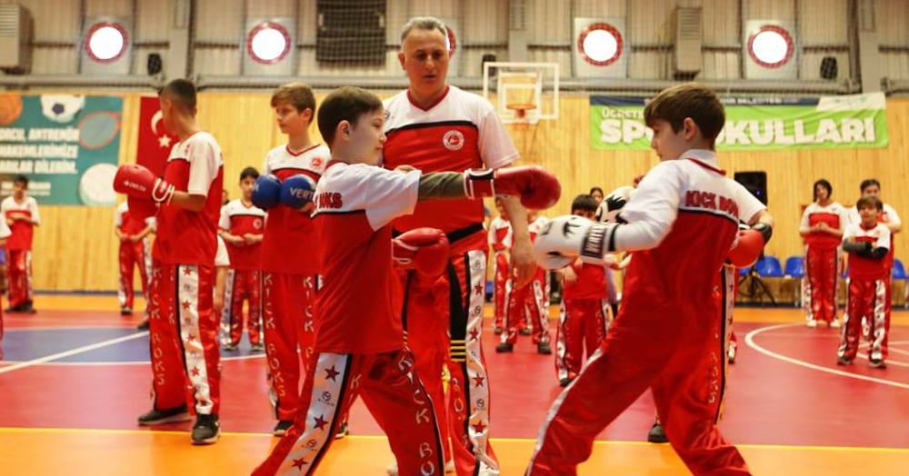 Derince, kick boksu çok sevdi