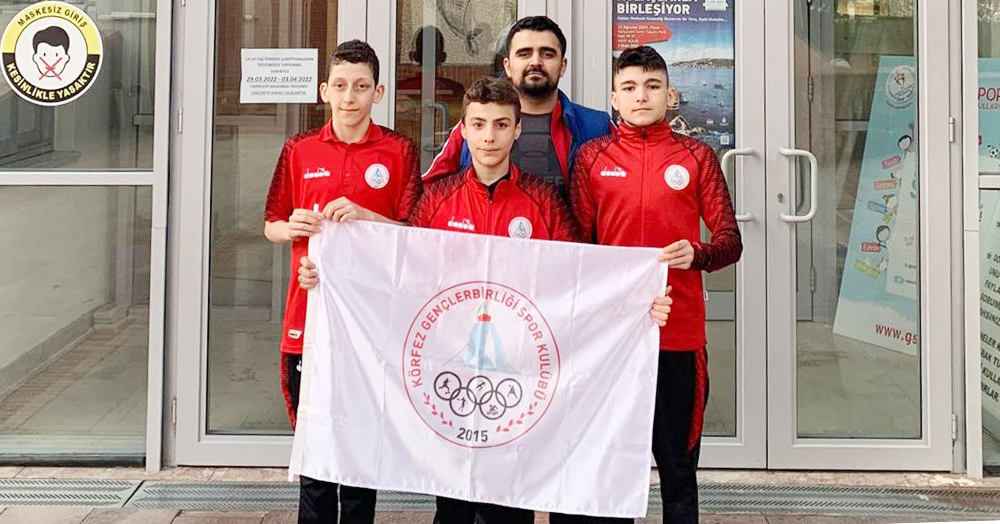 Karadeniz’den Körfezli yüzücüler geçti