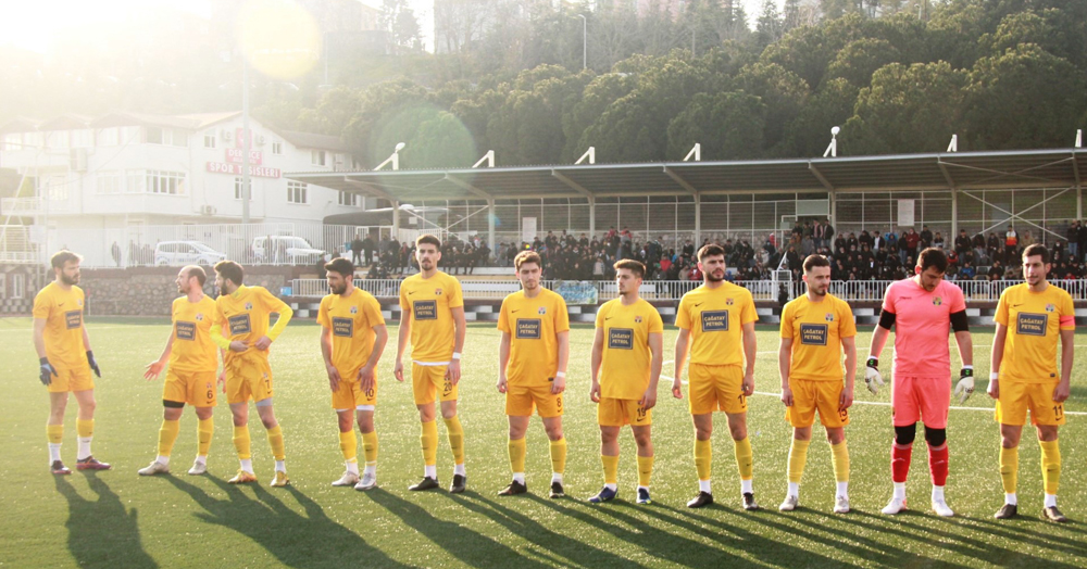 Derincespor, Tayfun’u 3-0  yendi…  Harbiş ile final maçına çıkacaklar!