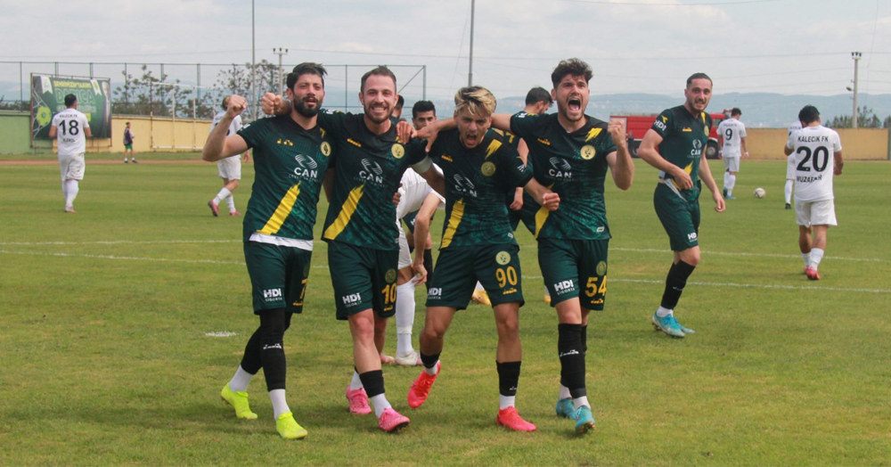 Zordu, zahmetliydi… Ama Darıca her türlü çileye rağmen ligde kaldı! “2-1”