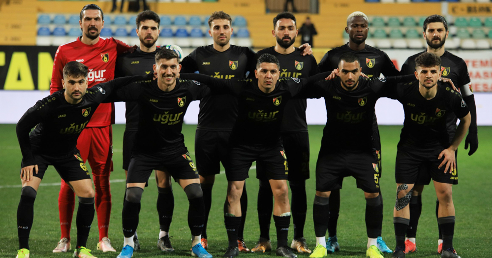 Cenaze evinde düğün! Bravo TFF!