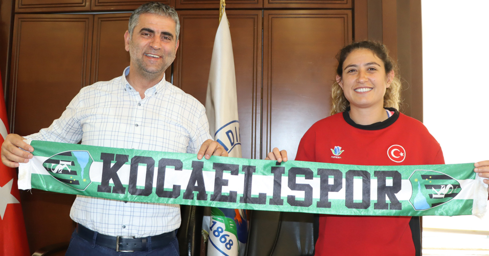 Kadın Ragbi Milli Takımı’ndan Adnan Turan’a teşekkür ziyareti