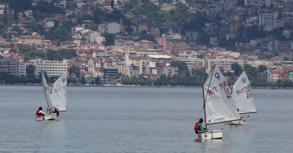 Körfez, yelkenlerle şenlendi