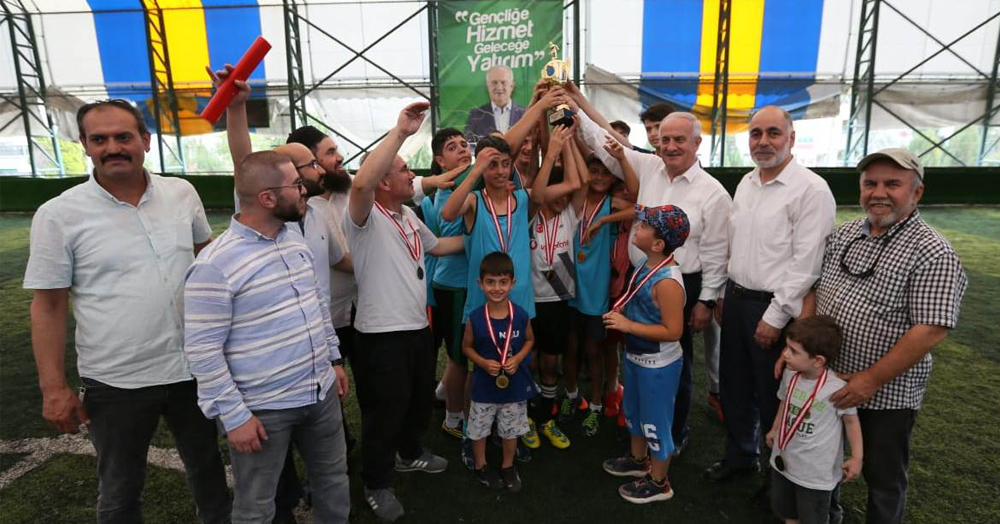 Hafızlar da futbol oynar! Hem de öyle böyle değil!