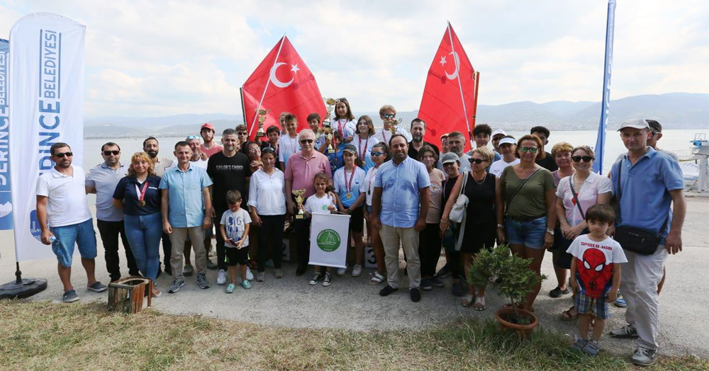 Derince'deki yelken yarışlarında kupalar sahiplerini buldu