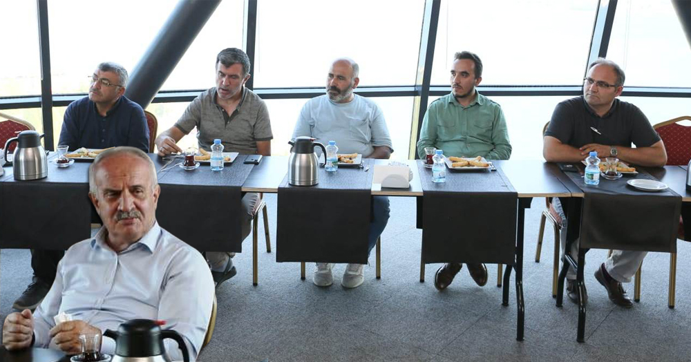 Aygün: Gençlere hizmete devam