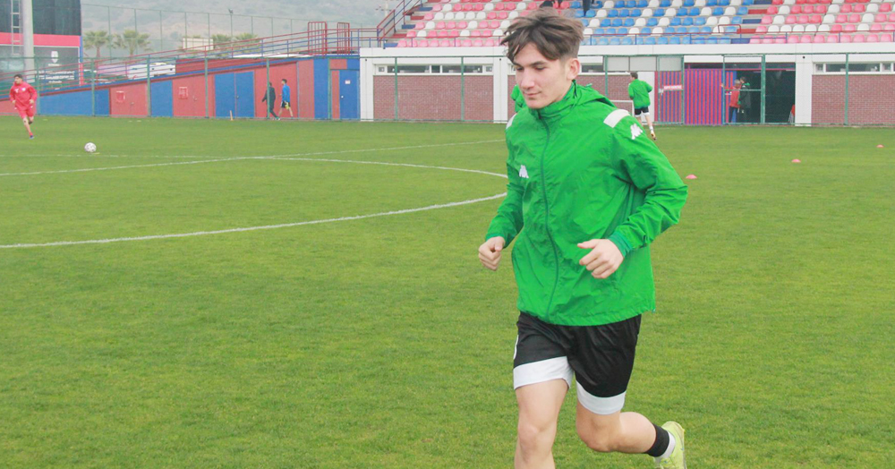 Ahtapot Hasan Bekil’den 5 yıllık imza