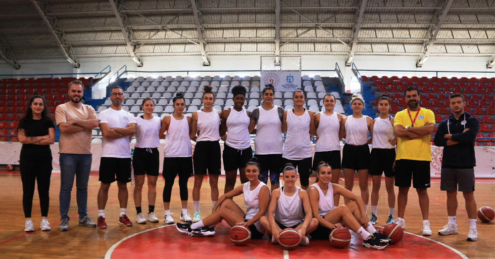 İzmit Belediyespor sezonu açıyor! Rakip Edremit Güre!