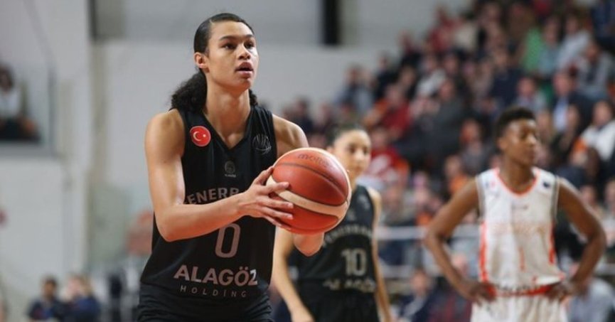 Fenerbahçe taraftarı basketbol maçı için de yasak yedi