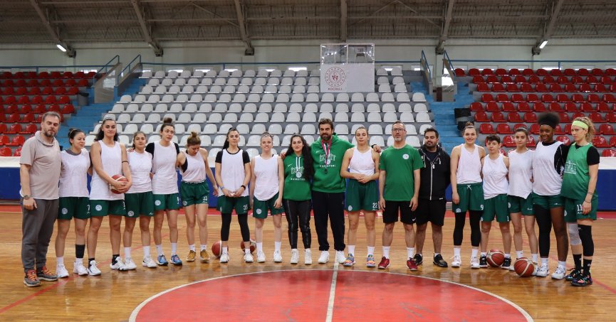 Bu maça özellikle gelin!