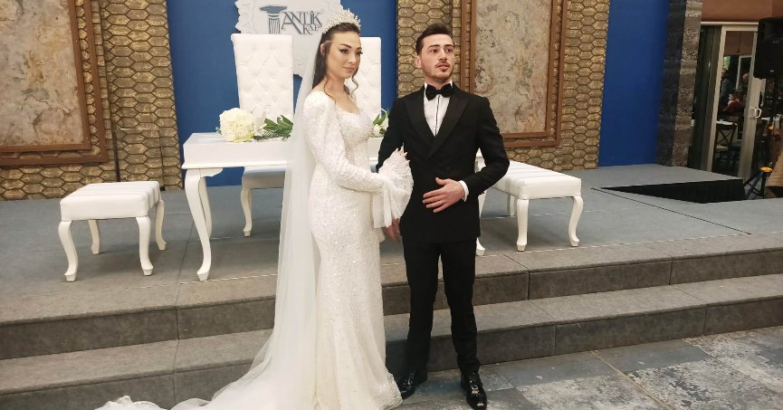 Özüm ve Kemal evlendi!